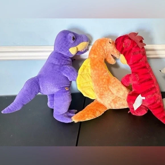 Build a bear dinosaur lot of 3 Jurassic world/t rex/spinosaurus/velociraptor toy - Picture 11 of 11